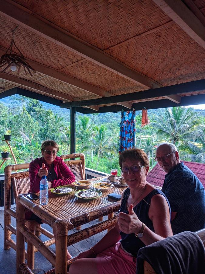 Tetebatu Mountain View Homestay ภายนอก รูปภาพ